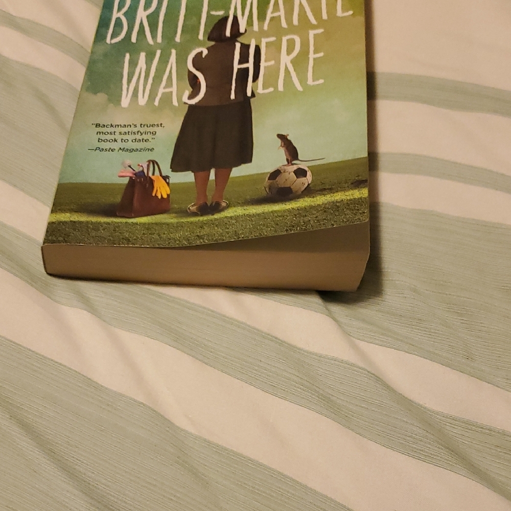 🎈Britt-Marie Was Here Book by Fredrik Backman🎈 - Picture 5 of 5